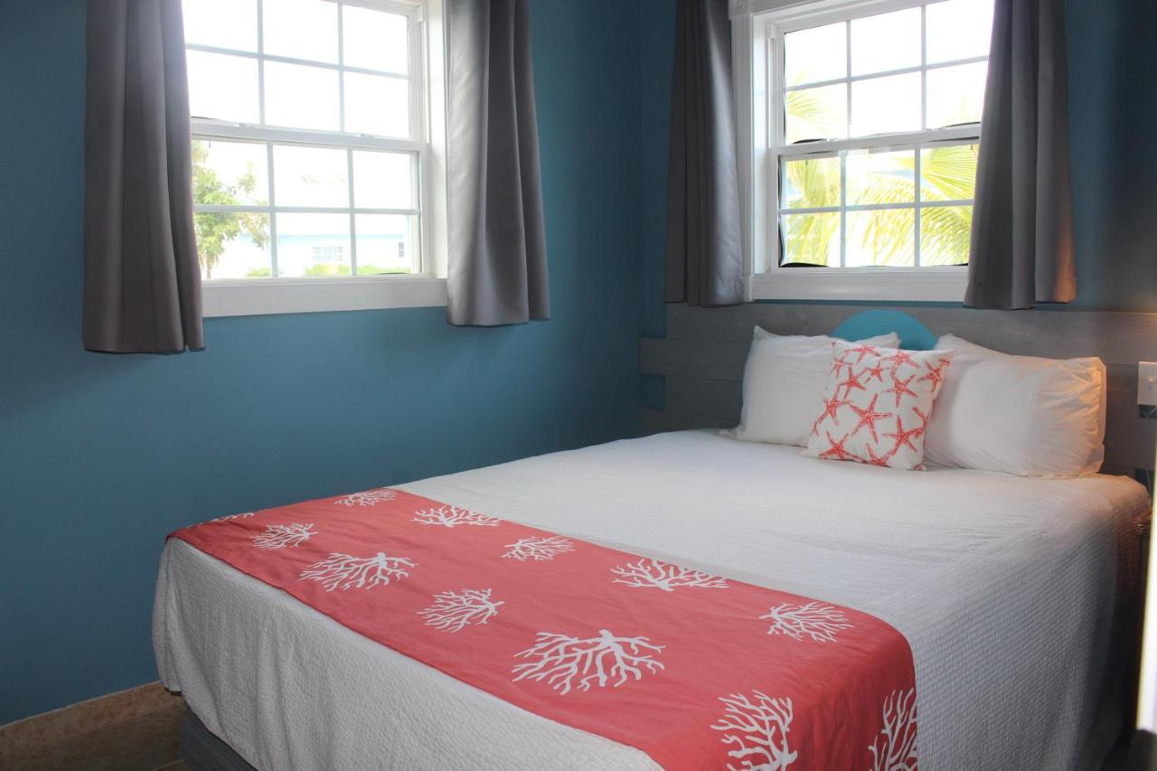 Hideaways Exuma Hotel George Town Exterior photo