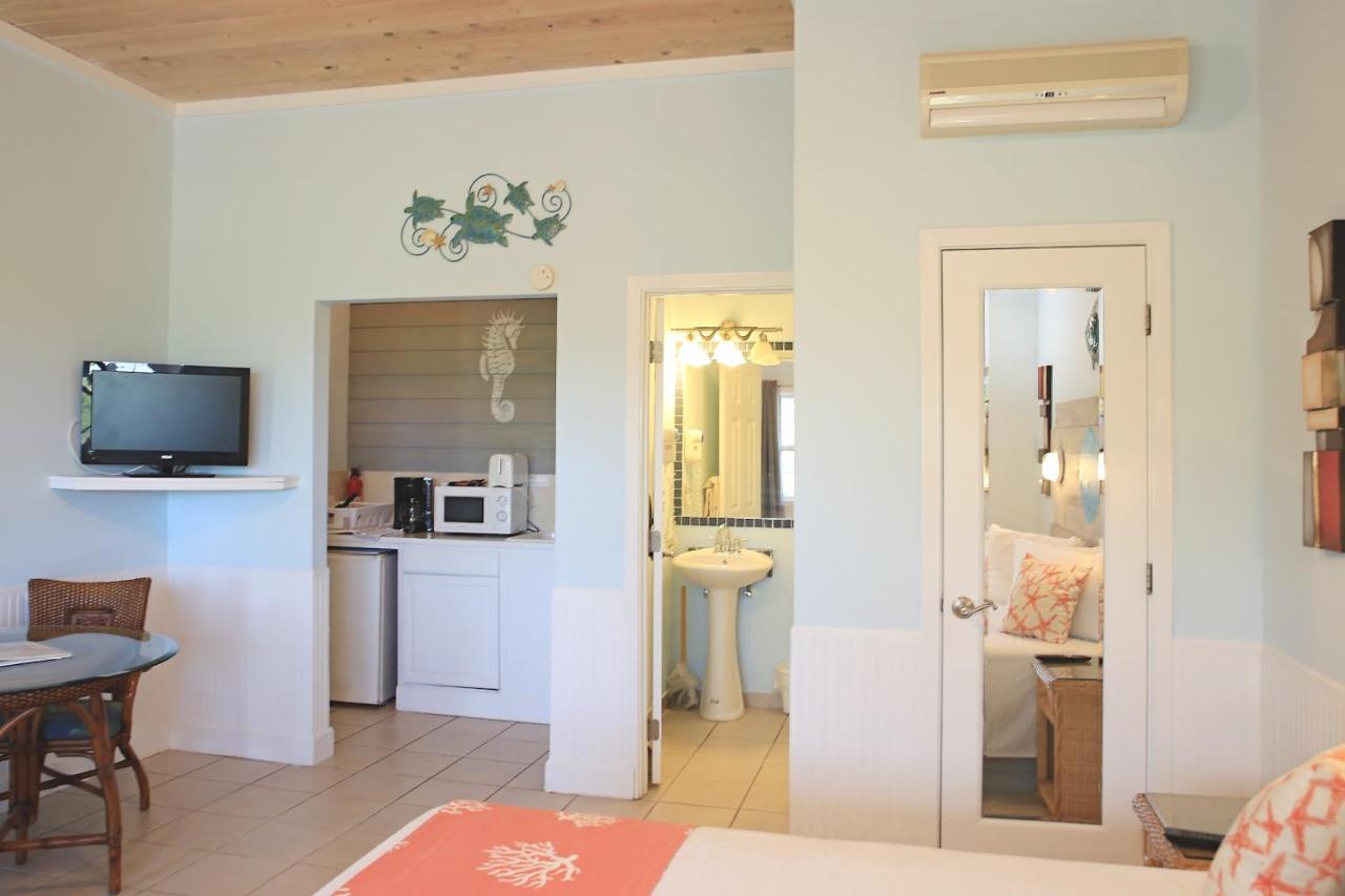 Hideaways Exuma Hotel George Town Exterior photo